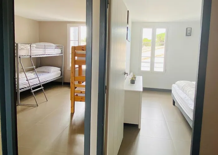 Sauvage Villa La Flotte